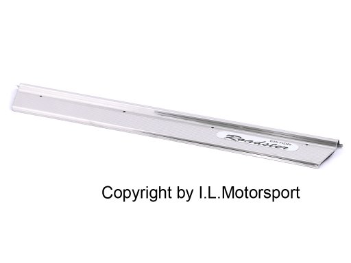 MX-5 I.L.Motorsport Sill Plates in OEM Design