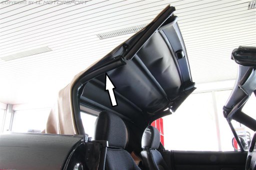 MX-5 Hood Side Seal Middle Right - Sale off