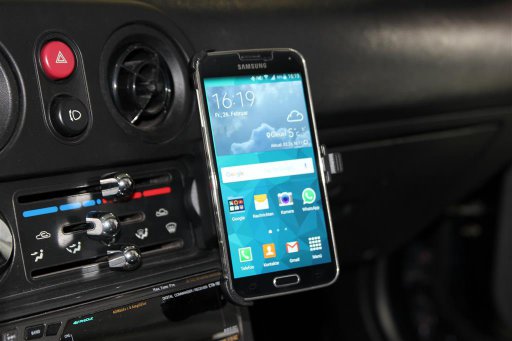 MX-5 Phone / Multimedia Mount Universal