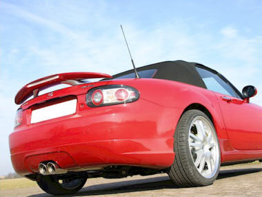 Rear spoiler Trunk lid with brake light