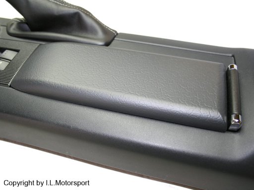 MX-5 Arm Rest Pad with Chrome Details