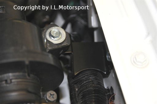 MX-5 Steun Voor Resonantiekamer Voor I.L.Motorsport Motorkaplifters