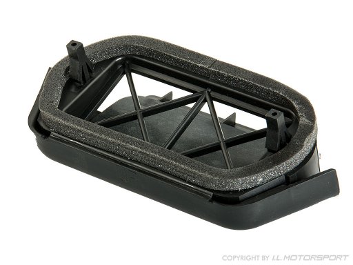 MX-5 Side luggage compartment ventilation