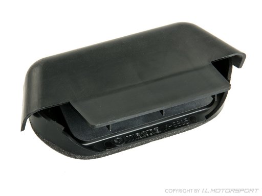 MX-5 Side luggage compartment ventilation