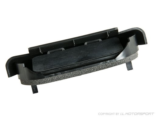 MX-5 Side luggage compartment ventilation