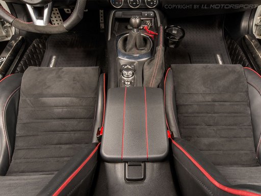 MX-5 Armrestpad MK4 - Application red