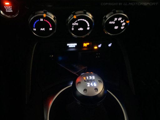 Gear knob chrome illuminated with Alcantara shift bag