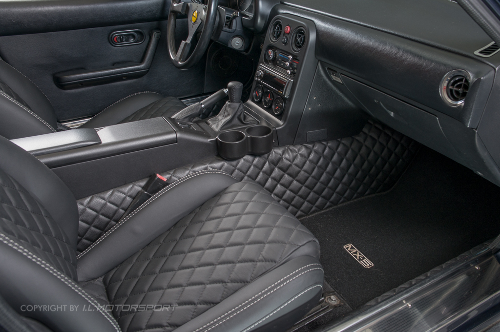 Indoor Abdeckung Mazda MX-5 NB Berlin Black mit print